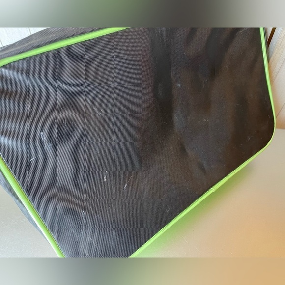 Vintage Sanrio Skateboarding Suitcase 1991 90s Neon Skateboard 1989 80s - Picture 7 of 8